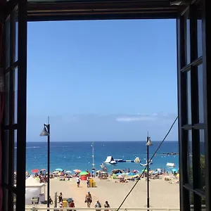https://la-nina-arona-tenerife.in-canary-islands.com